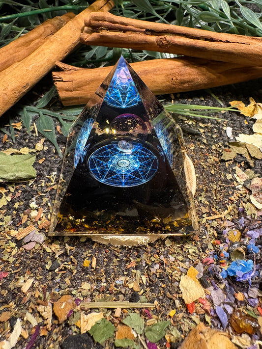 Pyramide Sternensystem