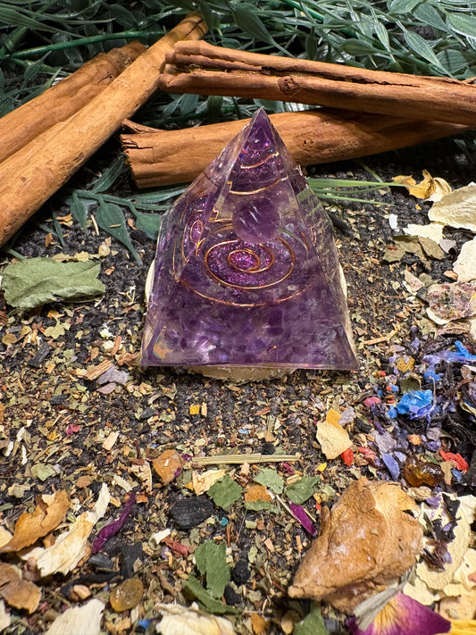 Pyramide Amethyst